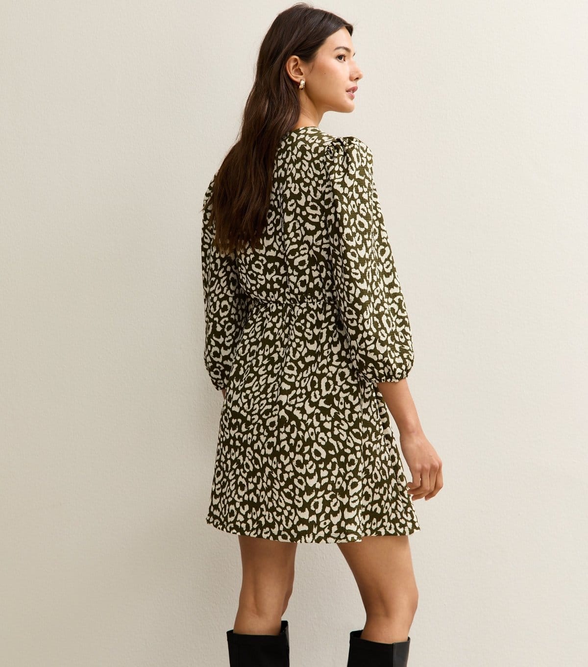 New Look Women's Green Leopard Print Smock Mini Dress New Look - 4