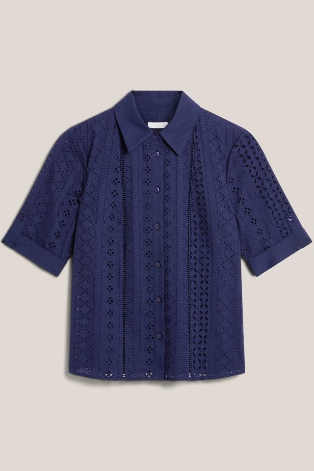 Hobbs London Hobbs London Women's Cristie Short Sleeve Loose Fit Shirt in Navy - 2