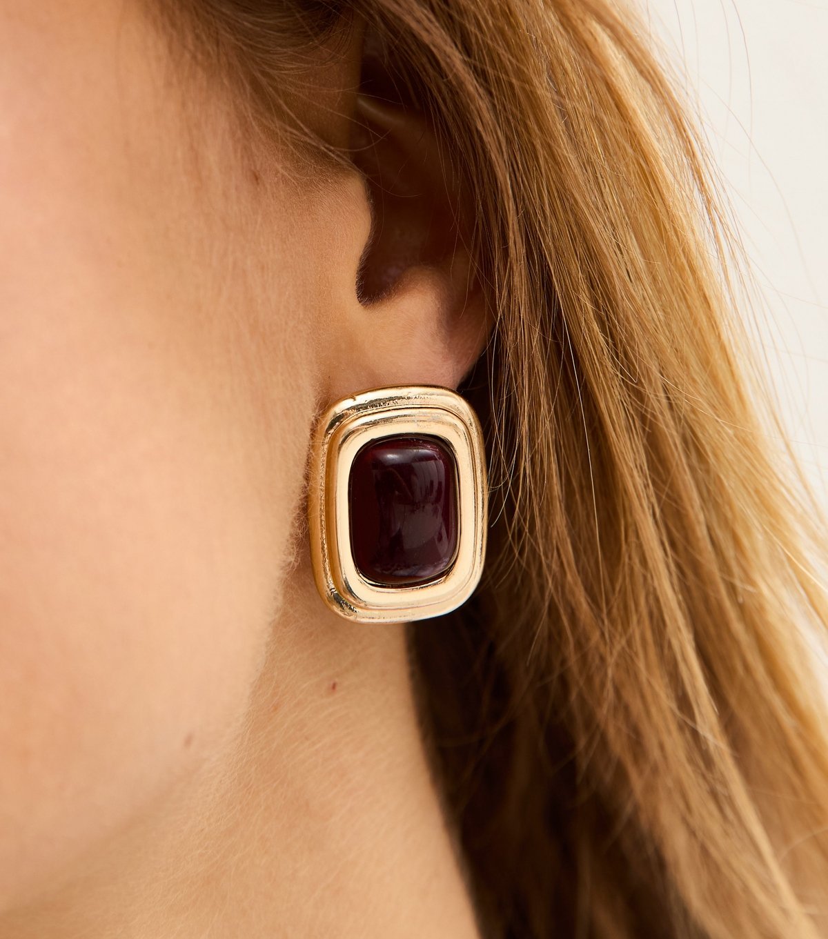 New Look Gold Tone Contrast Stone Rectangular Earrings New Look - 2