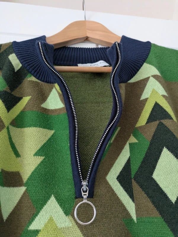 Never Fully Dressed Never Fully Dressed green patterned knit zip sweater Size L.