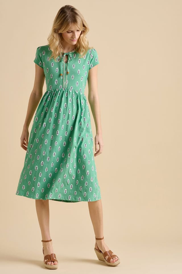 Brakeburn Brakeburn Women's Woodblock Floral Knee Length Dress in Green - 2
