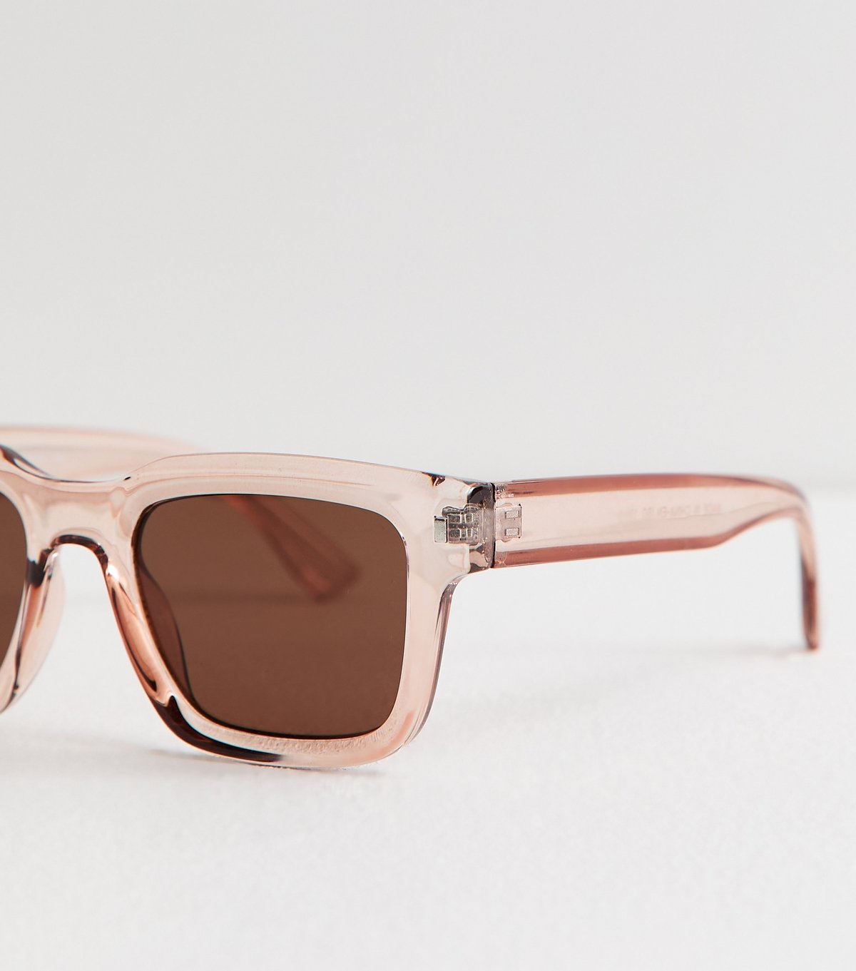 New Look Light Brown D-Frame Sunglasses New Look - 3