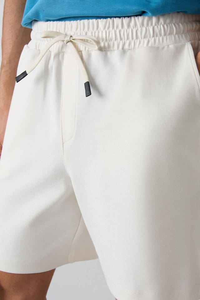 Tommy Life Tommy Life Men's Cotton-polyester Sweat Shorts in Off-White - 3