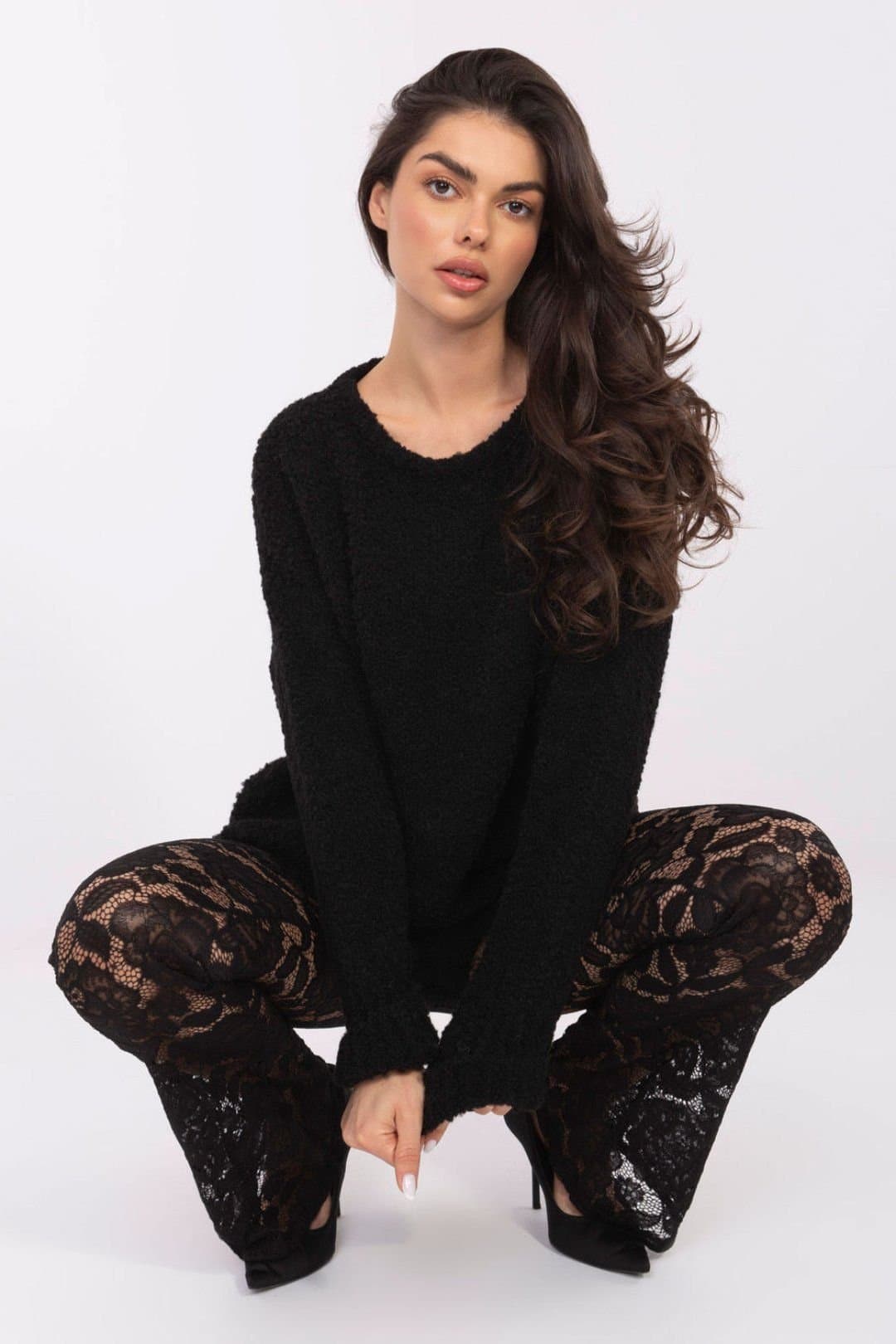 Love Lace Love Lace Women's Stylish Casual Textured Sweater with Round Neck in Black