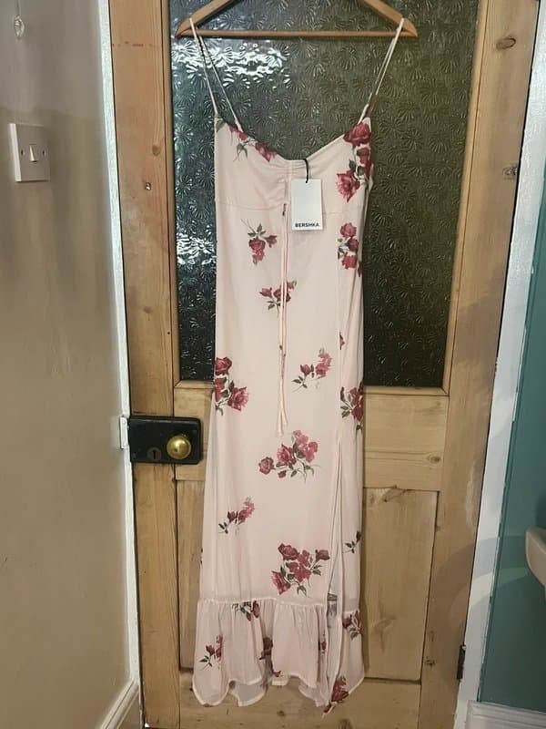 Bershka Bershka maxi dress. Floral print. New! Size L