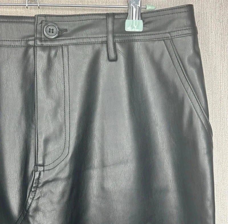 Friends Like These Friends Like These skirt size 12 Black Faux Leather Midi slit