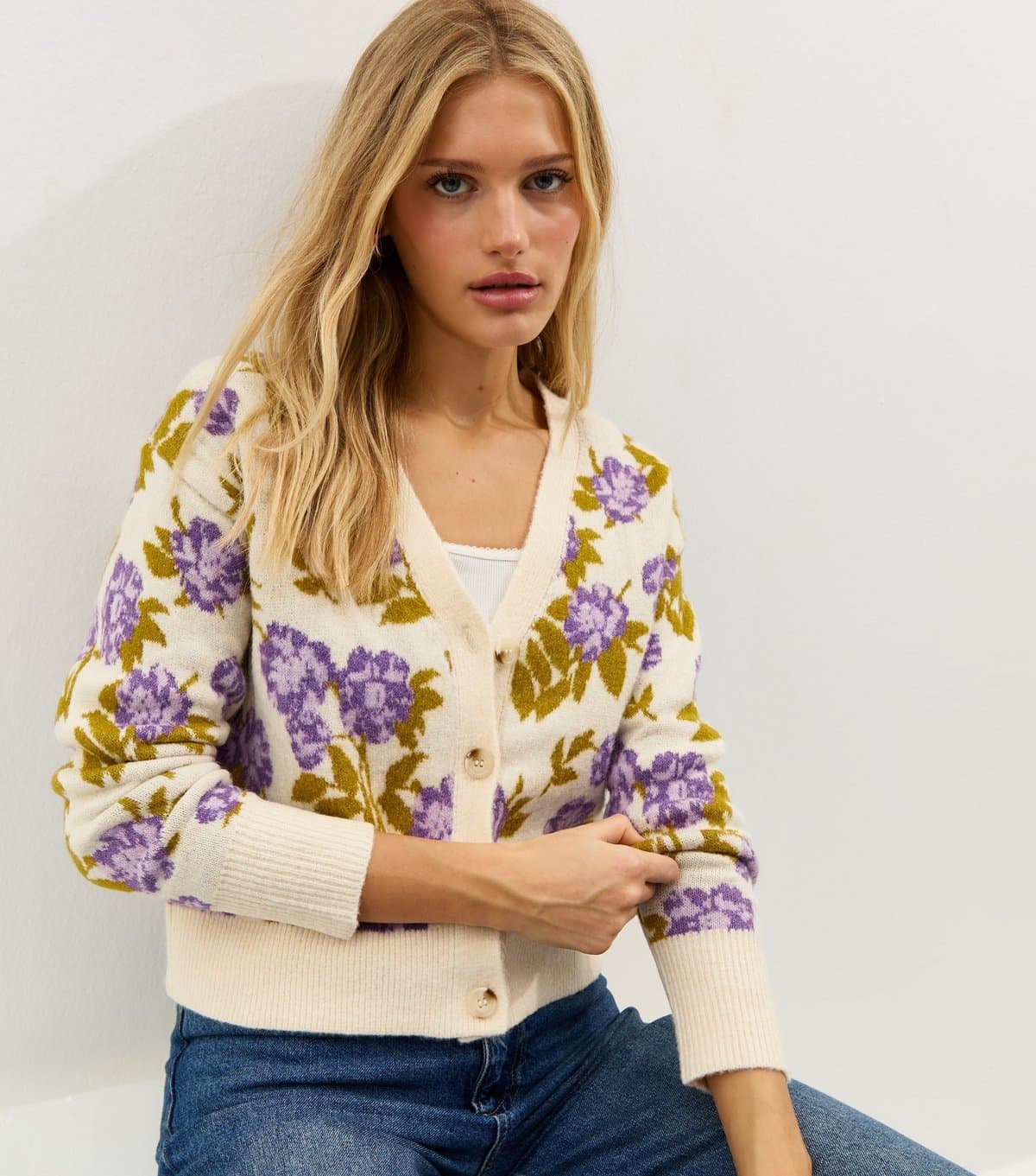 New Look Women's Cream Floral Patterned V-Neck Cardigan New Look