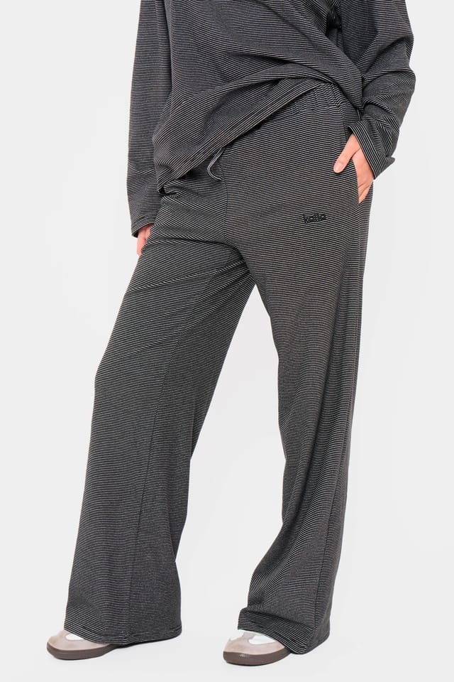 Kaiia Kaiia Striped Fleece Drawstring Wide Leg Trousers Black & Cream - 3