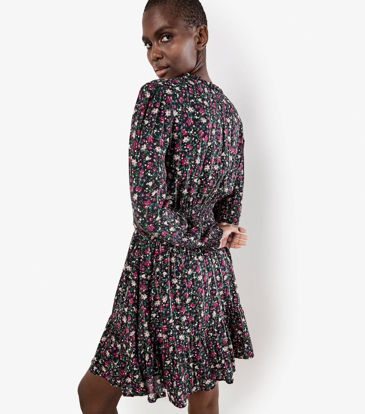 Apricot Women's Black Lurex Shirred Floral Dress Apricot New Look - 3