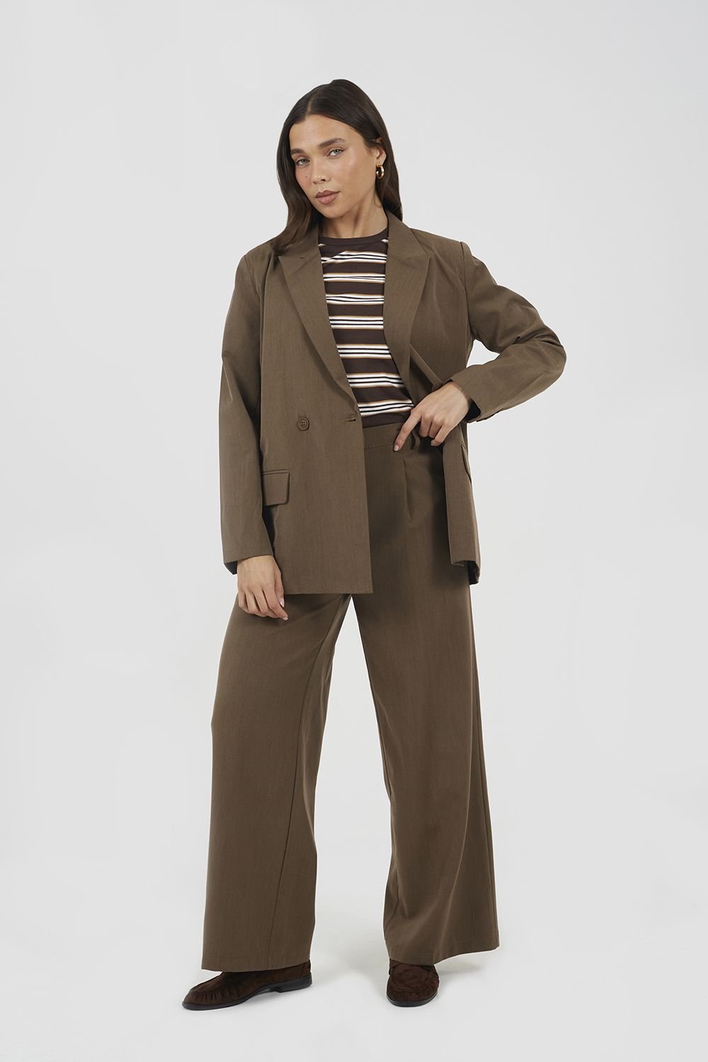 Brave Soul Brave Soul Women's Structured Blazer in Brown - 3