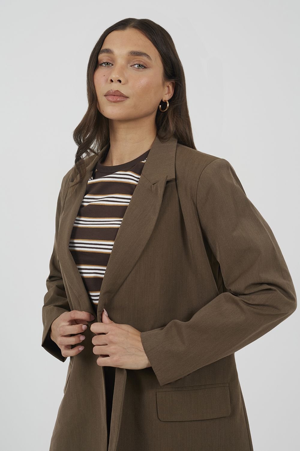 Brave Soul Brave Soul Women's Structured Blazer in Brown - 4