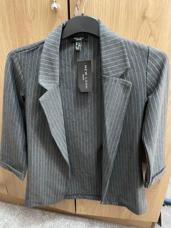 New Look Petite grey pinstripe blazer