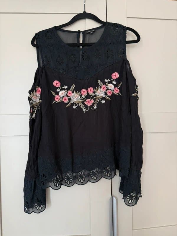 River Island River island black cold shoulder embroidered floral rose boho blouse top uk 8