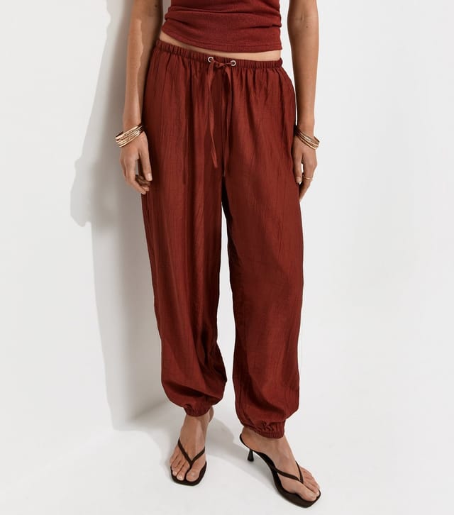 New Look Women's Dark Red Wide Cuffed Textured Trousers New Look - 2