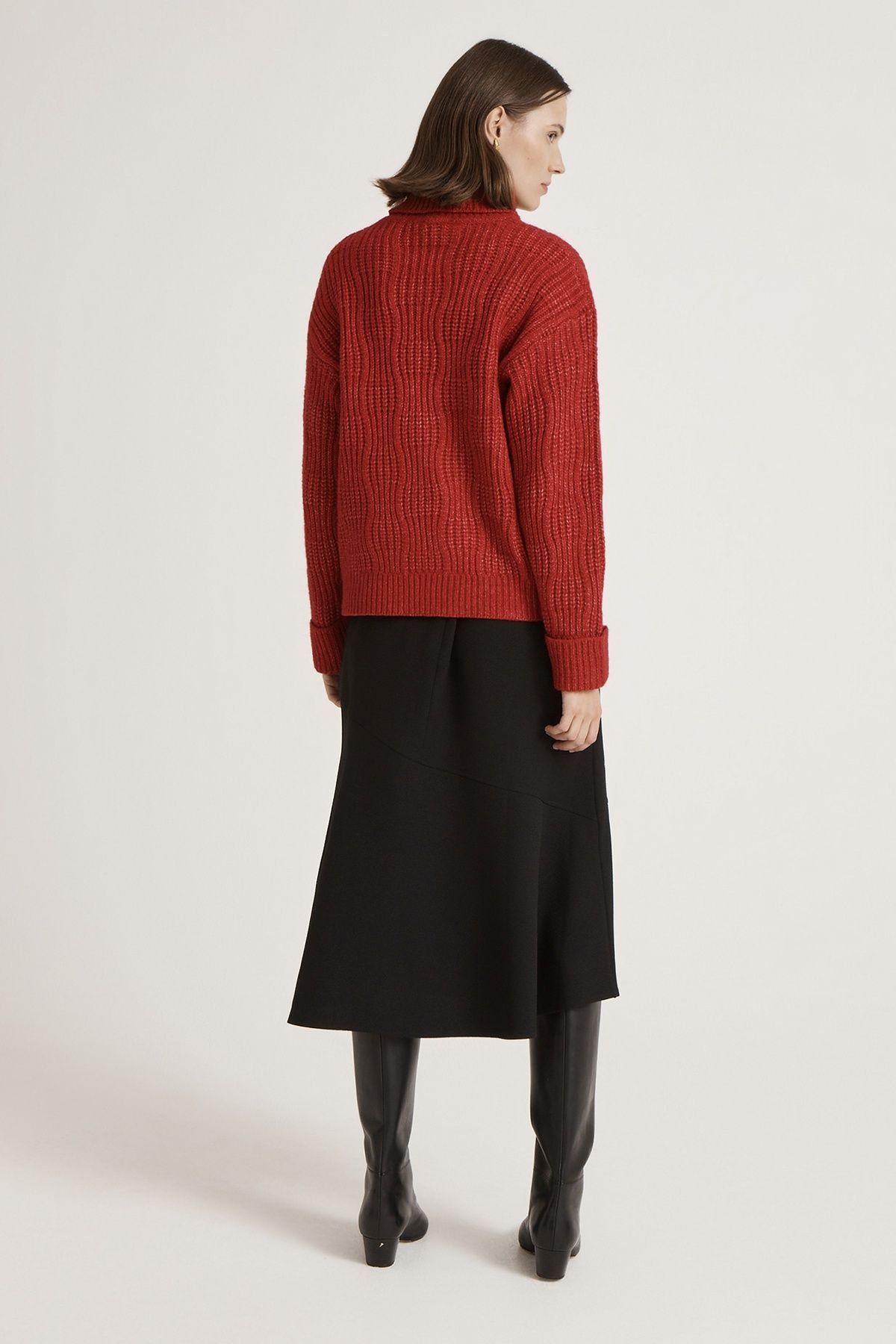 Finery London Finery London Women's Albie Roll Neck Knitted Jumper in Red - 3
