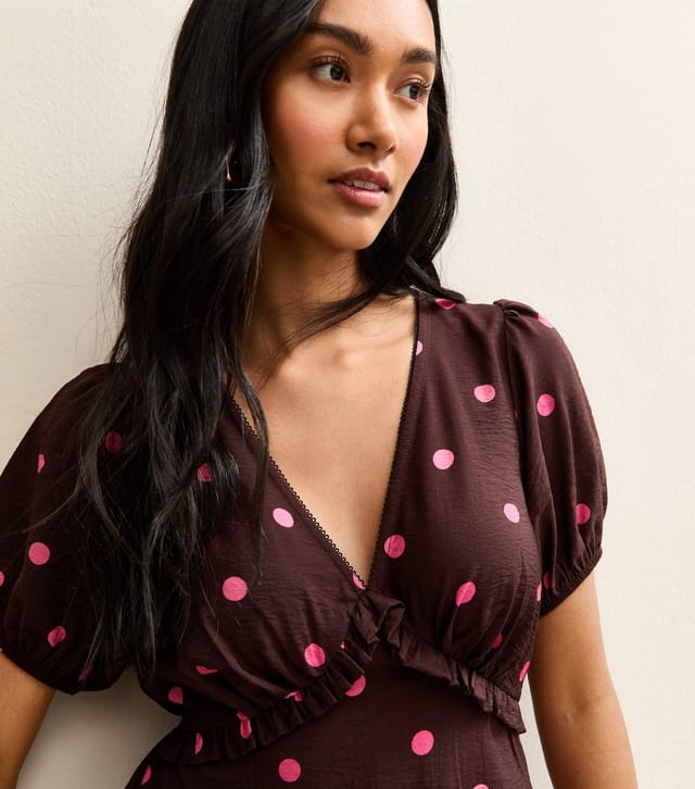 New Look Women's Burgundy Polka Dot Print Short Sleeve Midi Dress New Look - 2