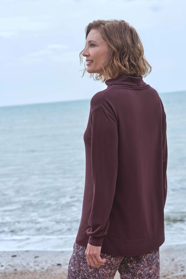 WoolOvers WoolOvers Women's Ardour Drapey Longline Jumper in Aubergine - 3