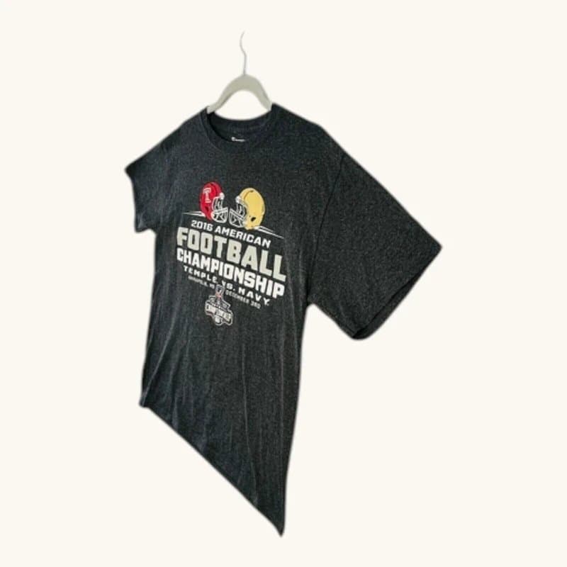 Champion Champion Temple vs Navy T-Shirt Men's UK Size M Grey