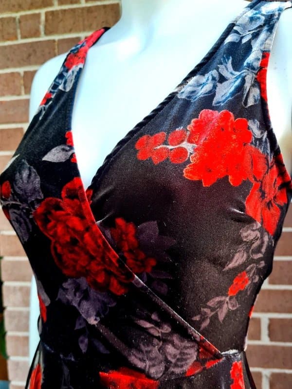 New Look New Look Velvet Rose Dress 10