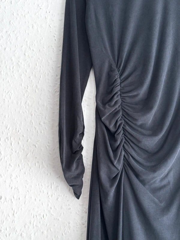 Reiss Charcoal Ruched Long Sleeve Midi Dress - Size M
