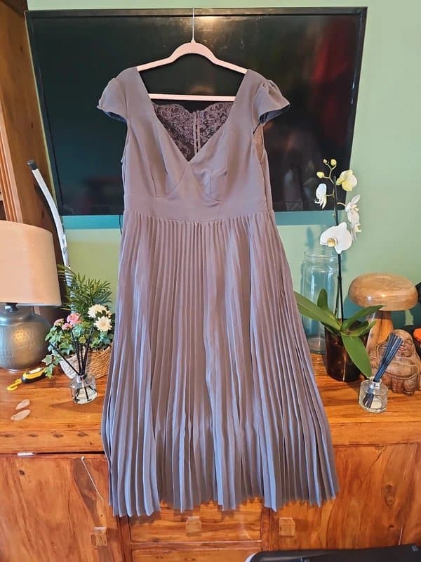 ASOS Asos size 18 grey pleated corset tea dress gown wedding party cruise