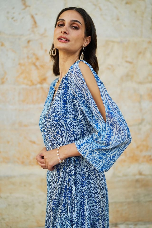 Yumi Yumi Women's Blue Paisley Dipped Hemline Midi Dress With Open Long Sleeves - 2