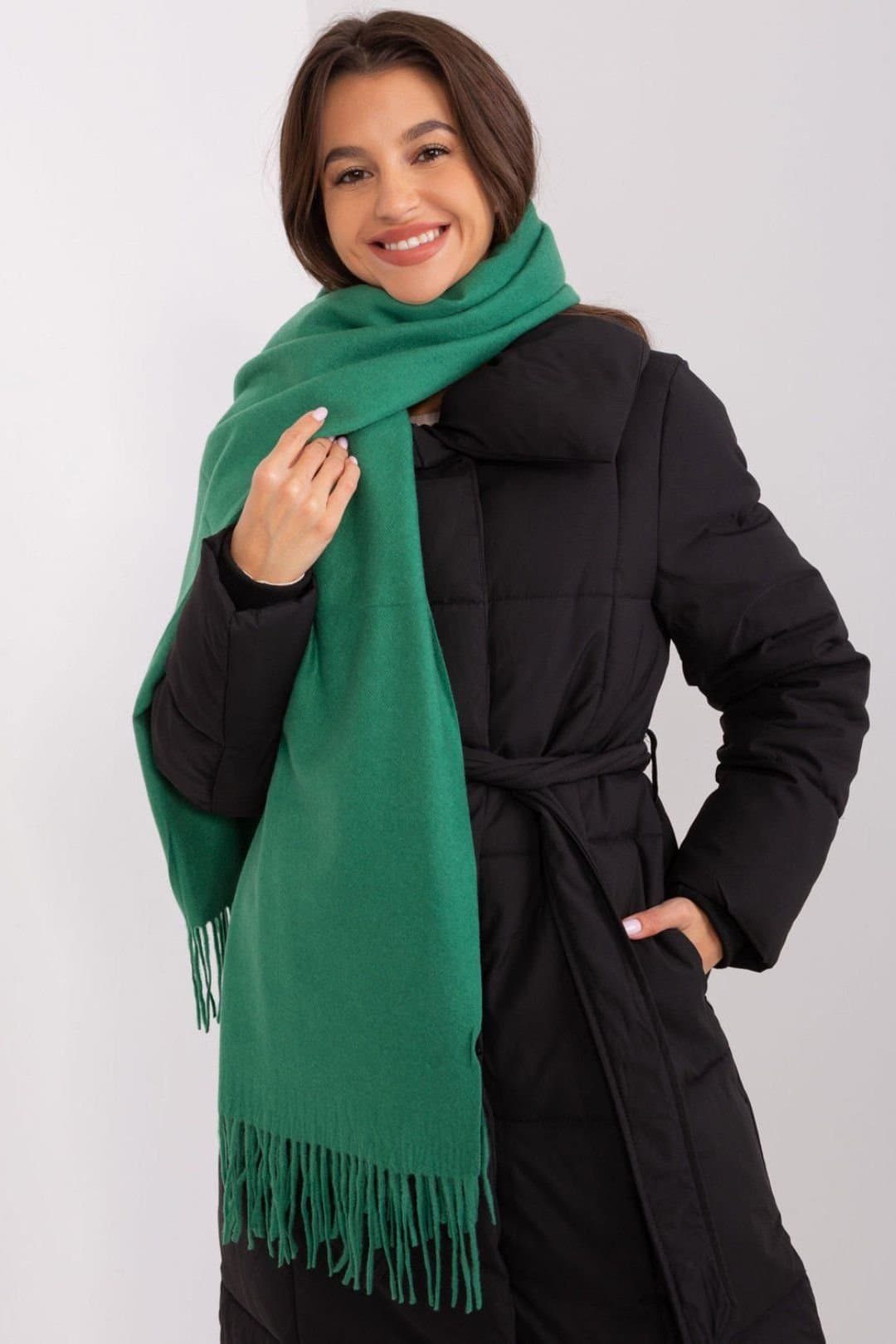Love Lace Love Lace Green Warm Long Scarf with Tassels