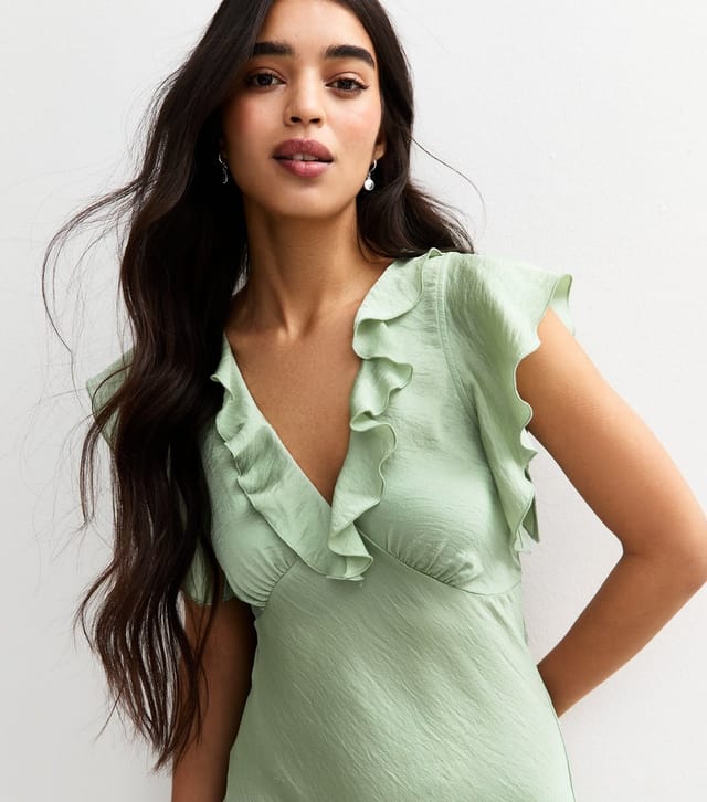 New Look Women's Green Satin Ruffled Midi Dress New Look - 2