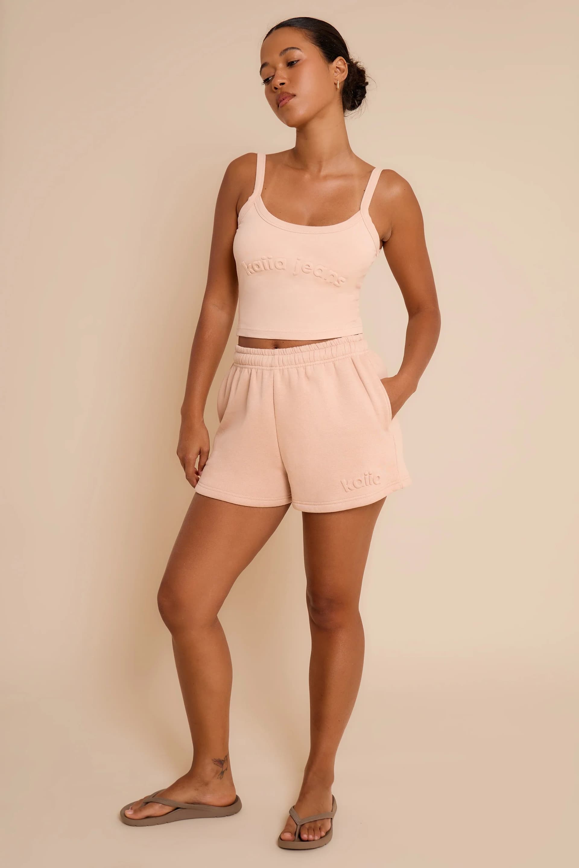 Kaiia Kaiia Embossed Mini Shorts in Clay Pink