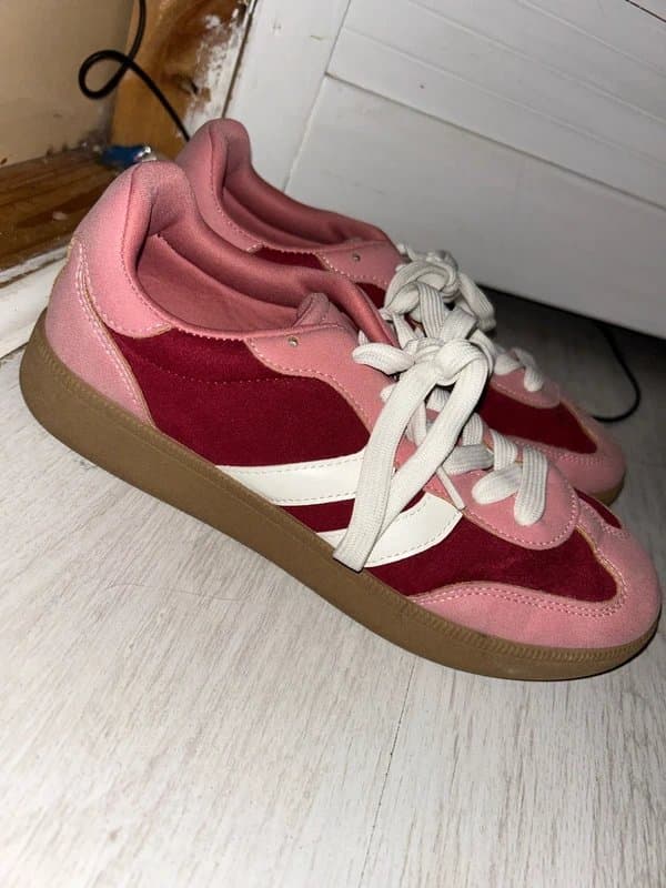 New Look Pink&red lace ups