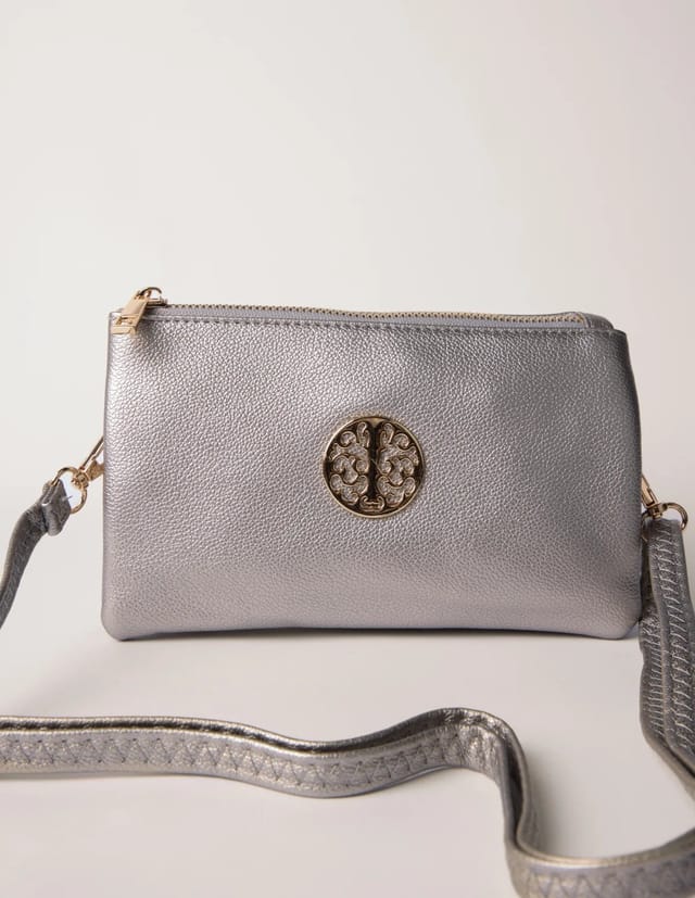 Blue Vanilla Detailed Zip Up Purse With Detachable Strap - 3