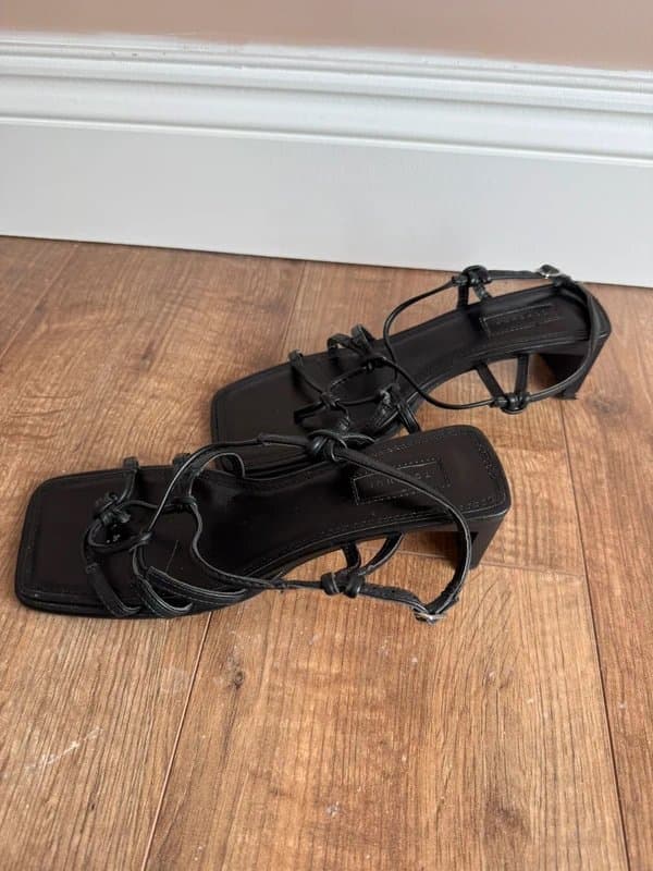 Topshop Topshop leather small heels