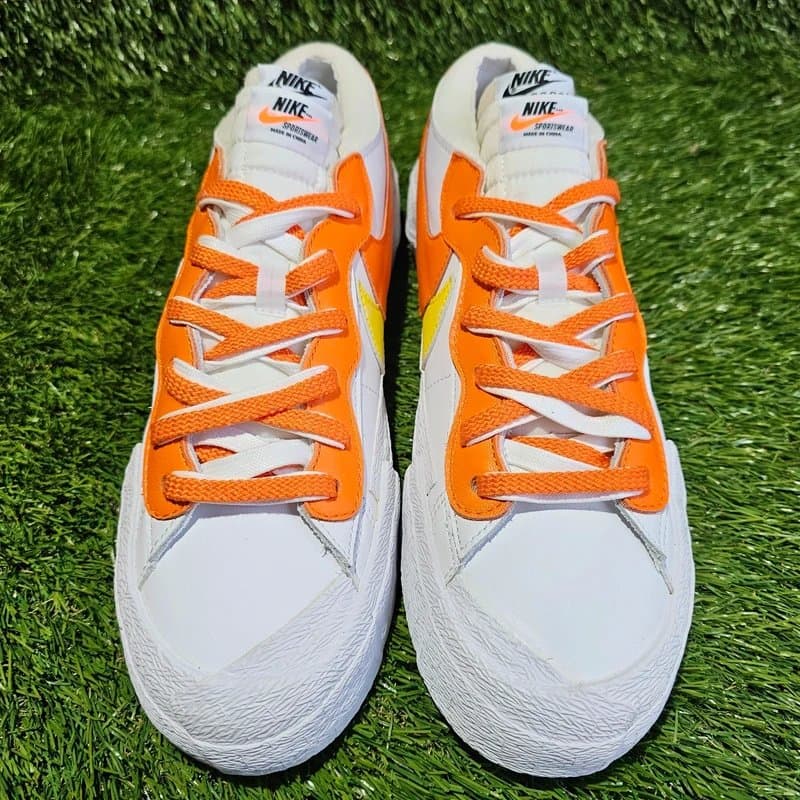 Nike Nike blazer low sacai magma orange authentic bnib