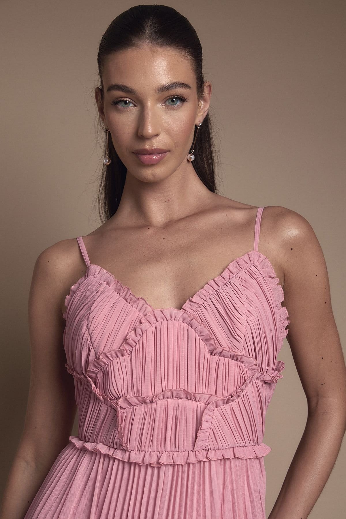 Oasis Oasis Women's Strappy Pleated Bridesmaid Dress With Ruffle Detail in Rose - 4