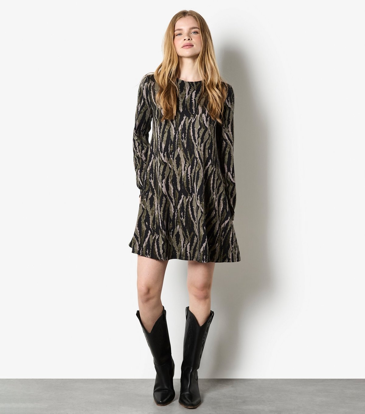 Apricot Women's Khaki Zebra Print Swing Dress Apricot New Look - 2