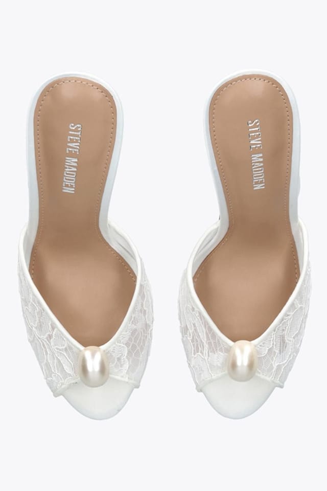 Steve Madden STEVE MADDEN Women's 'Priya White' Fabric Heels in White - 2