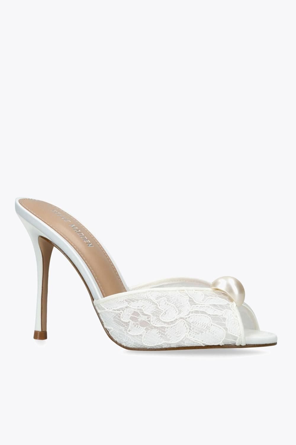 Steve Madden STEVE MADDEN Women's 'Priya White' Fabric Heels in White - 4