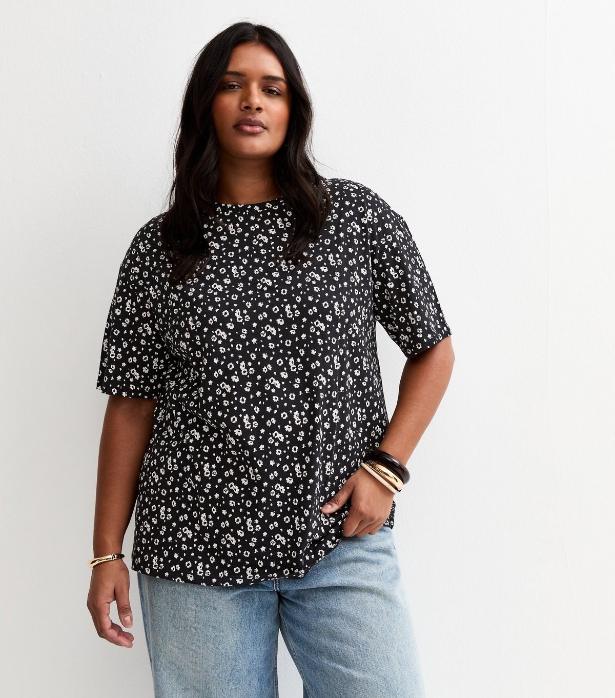 New Look Women's Plus Size Black Floral T-Shirt Curves New Look - 3