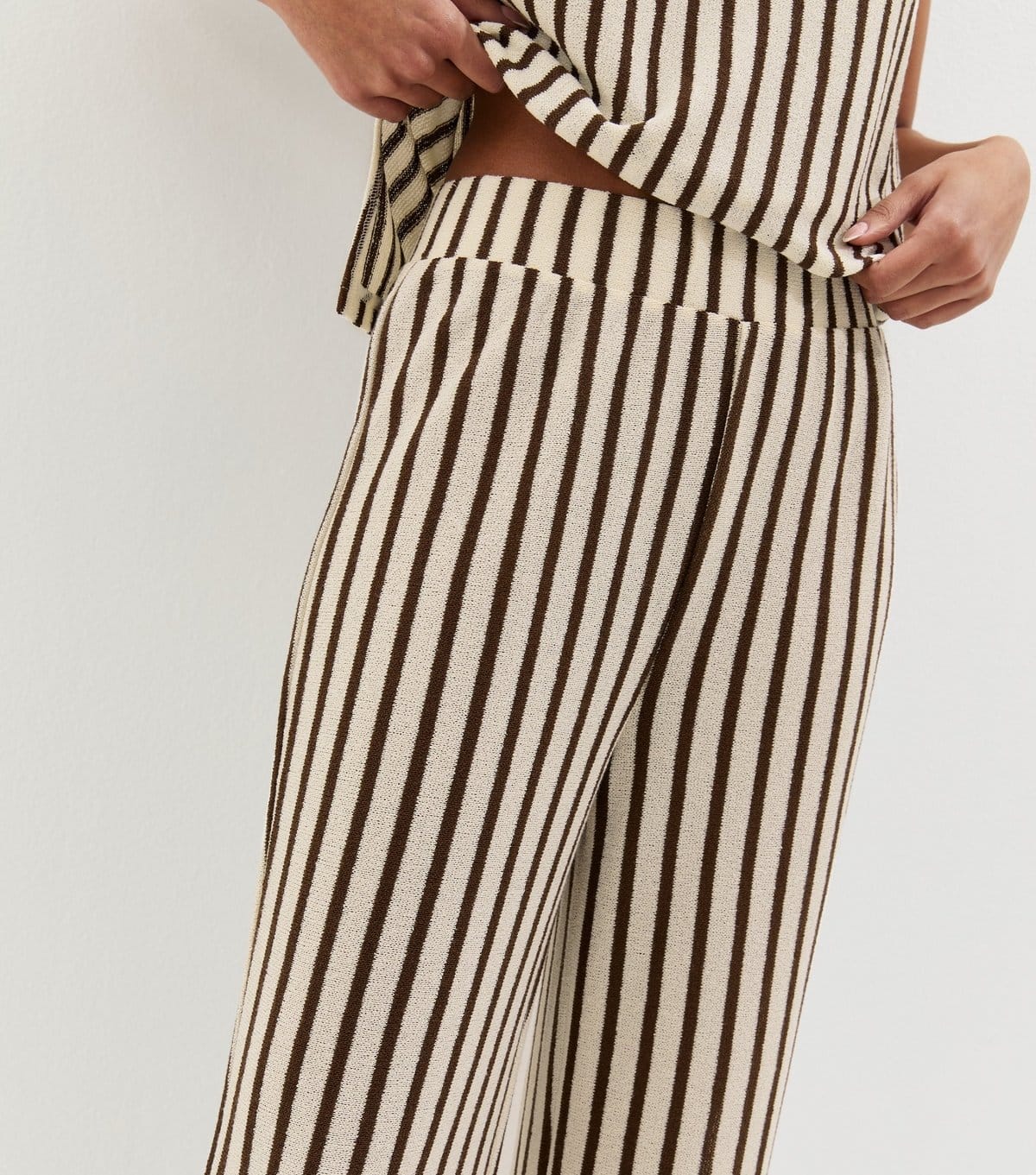 New Look Women's Brown Striped Soft Touch Trousers New Look - 3