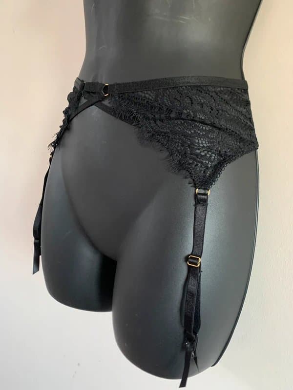 ASOS Design ASOS Design Black Lace Suspender Belt