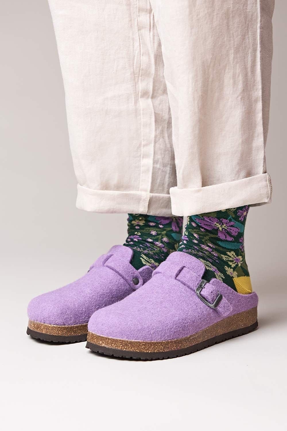 Moshulu Moshulu Women's 'Cecilia' Wool Felt Clog Mule Slippers in Lavender