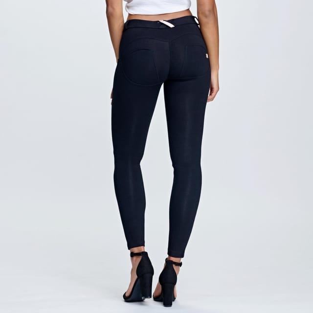 Freddy Freddy Women's WR.UP Fashion Mid Rise 7/8 Length Trousers in Black - 3