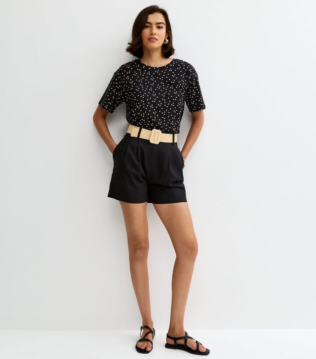New Look Women's Black Polka Dot T-Shirt New Look - 2