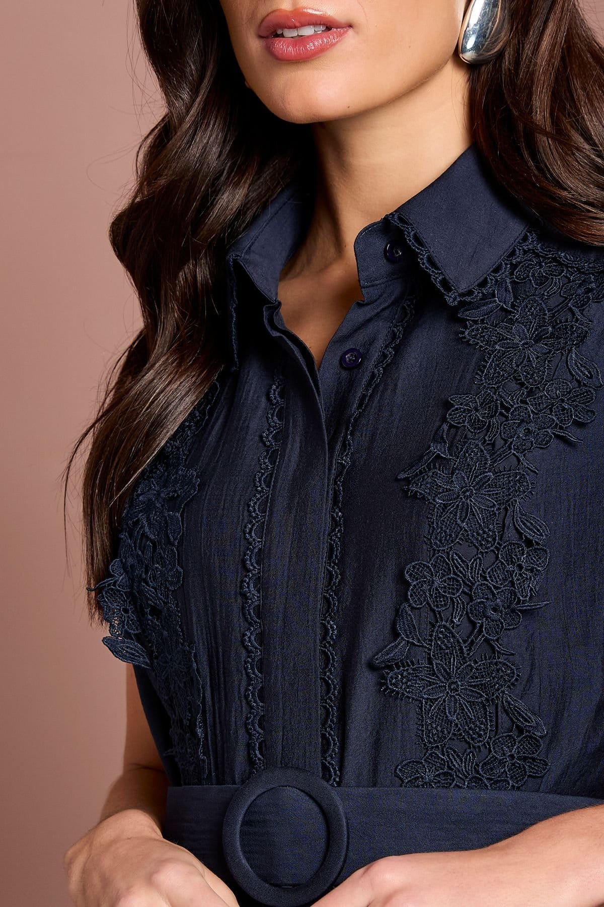 Coast Coast Women's Lace Panelled Belted Sleeveless Shirt Dress in Navy - 4