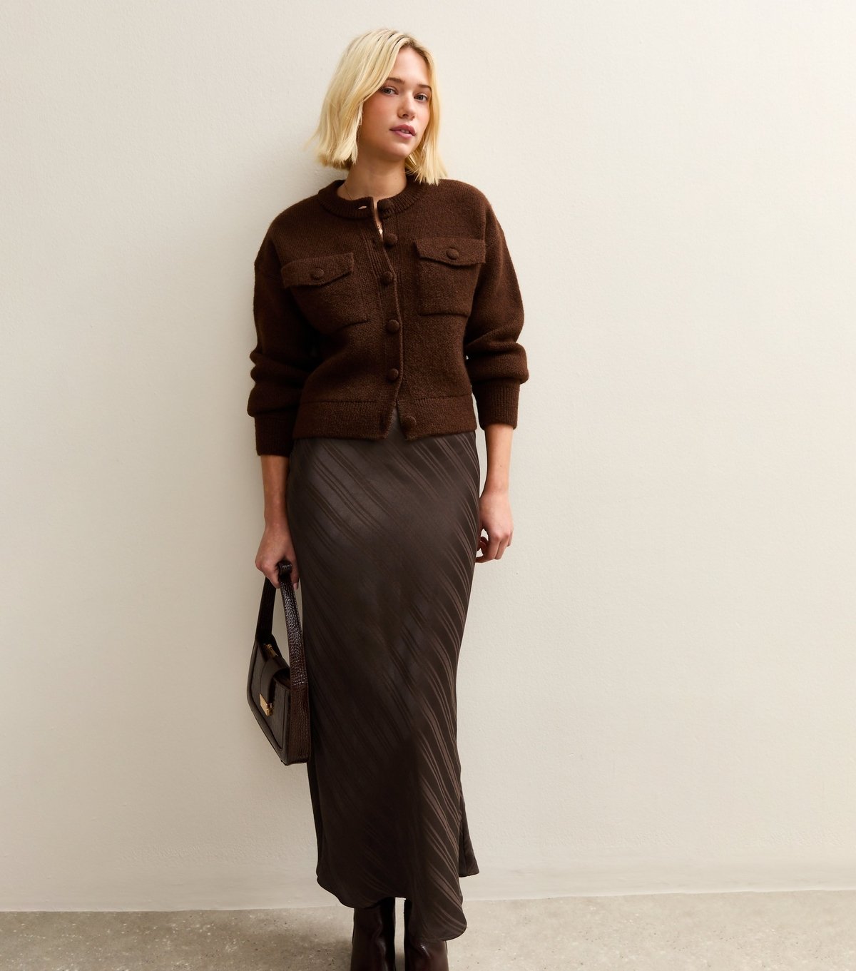 New Look Women's Dark Brown Striped Satin Bias Cut Midi Skirt New Look - 3