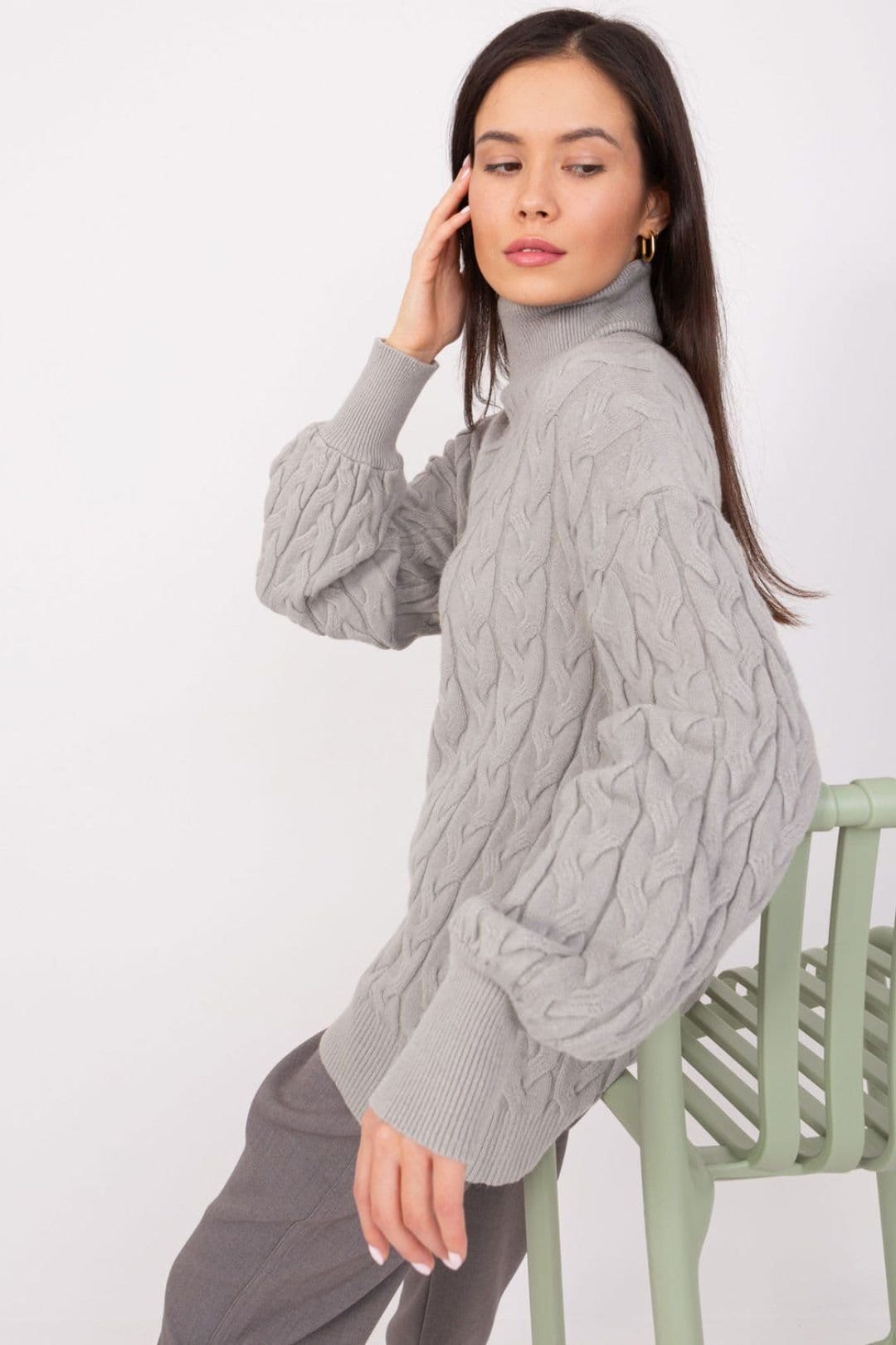 Love Lace Love Lace Women's Plaid Variegated Turtleneck Sweater in Grey - 4