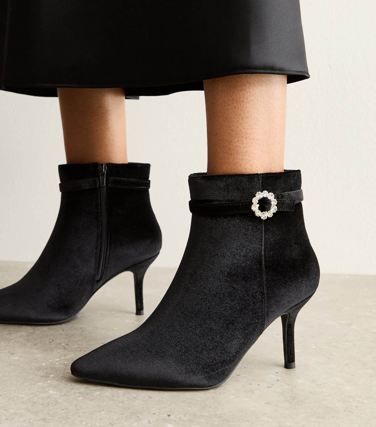 New Look Women's Wide Fit Black Velvet Diamante Buckle Ankle Boots Vegan New Look - 2