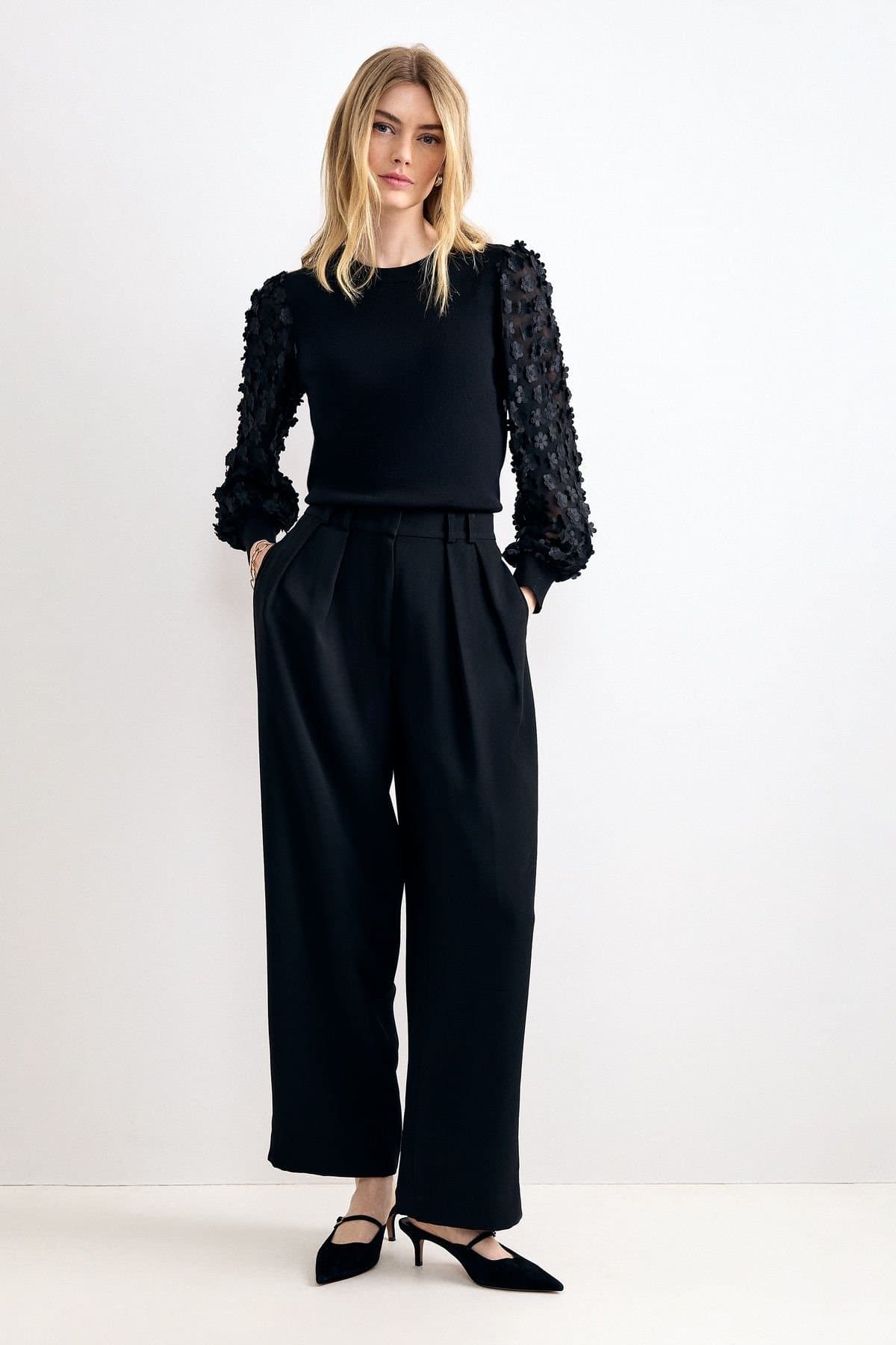 Phase Eight Phase Eight Women's Appliqué Balloon Jumper in Midnight