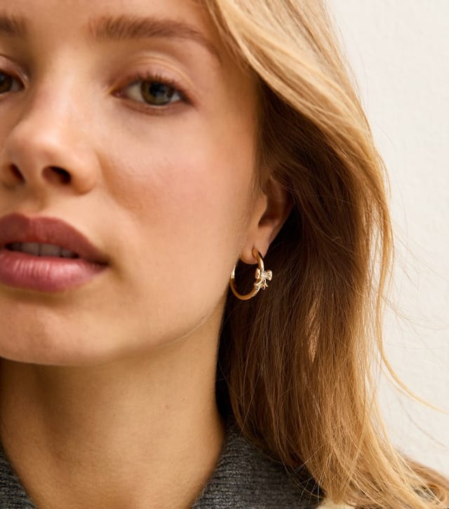 New Look Gold Tone Sleek Mini Bow Hoop Earrings New Look - 2