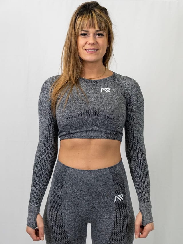 Animus Animus Women's Active Seamless Crop Top Set in Grey - 3